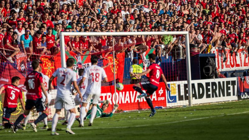 Partit de play-off entre l'Osasuna i el Nàstic, la temporada 2015/16. | Foto: elespanol.com