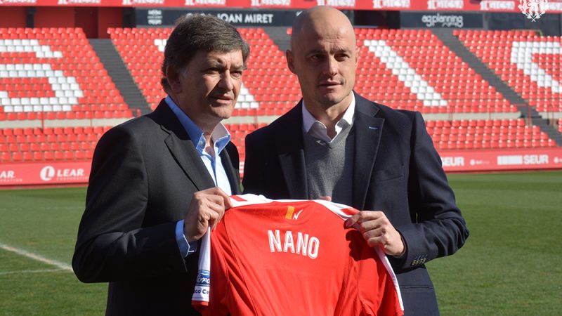 Josep Maria Andreu, amb Nano Rivas durant la seva presentació. | Foto: Gimnàstic de Tarragona