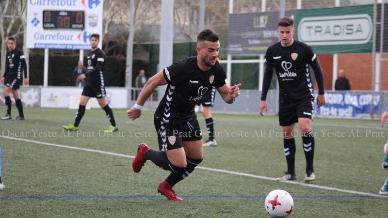 Gabri Vidal en la visita de la Pobla al camp del Prat.  Foto: Oscar Yeste- AE Prat