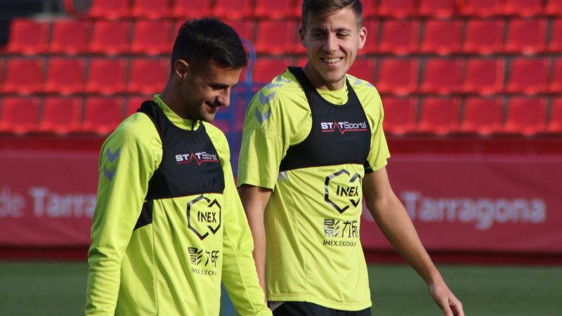 Viti en un entrenament al Nou Estadi amb Javi Márquez. |Foto: Nàstic