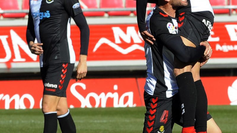 Molina i Tejera celebrant la victoria a Los Pajaritos. |Foto: La liga