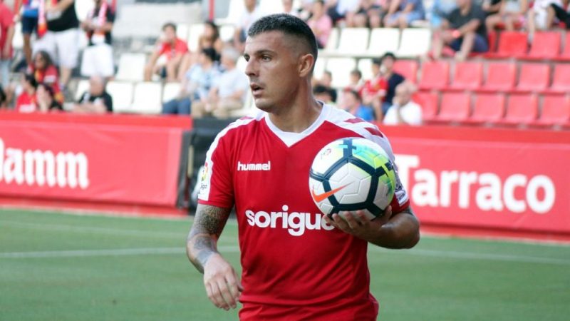 Abraham, en un servei de banda al Nou Estadi. | Foto: Tarragona Ràdio