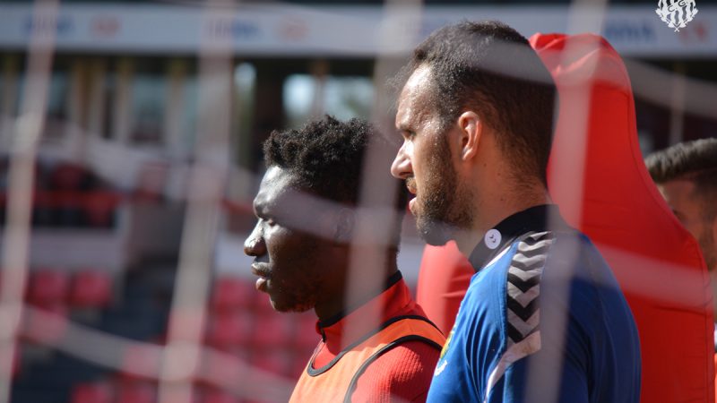 Dongou i Perales en un entrenament. |Foto: Gimnàstic de Tarragona