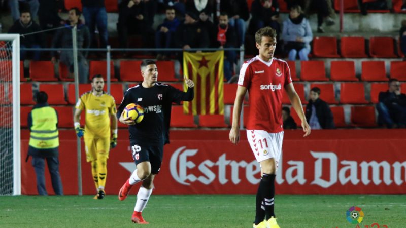 Els grana necessiten guanyar el filial sevillista per respirar una mica més. | Foto: La liga