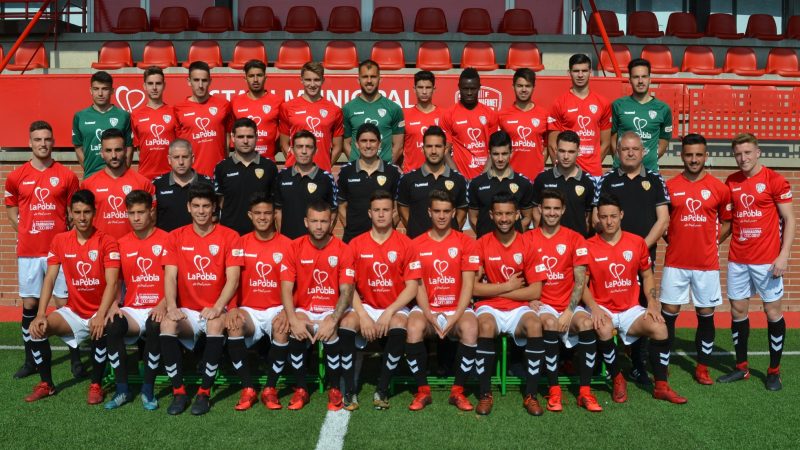 La plantilla del filial grana de la temporada 2017/2018. Foto: CF Pobla de Mafumet.