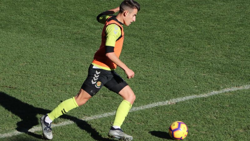 Pol Valentín en un entrenament amb el Nàtic. |Foto: Nàstic