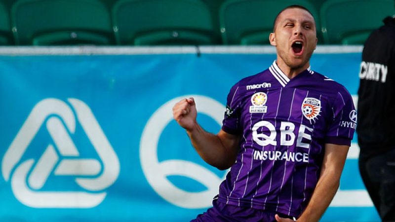 Nebojsa Marinkovic celebrant un dels molts gols que ha marcat amb el Peth Glory. | Foto: A-League