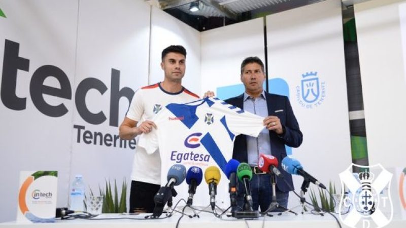 jugador-CD-Tenerife-Jose-Naranjo_EDIIMA20180801_0734_5