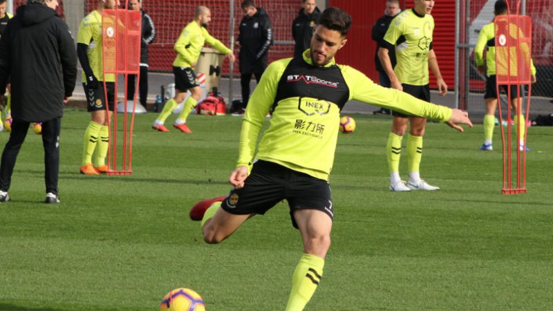 Tete Morente, en un entrenament al camp annex. | Foto: Gimnàstic de Tarragona