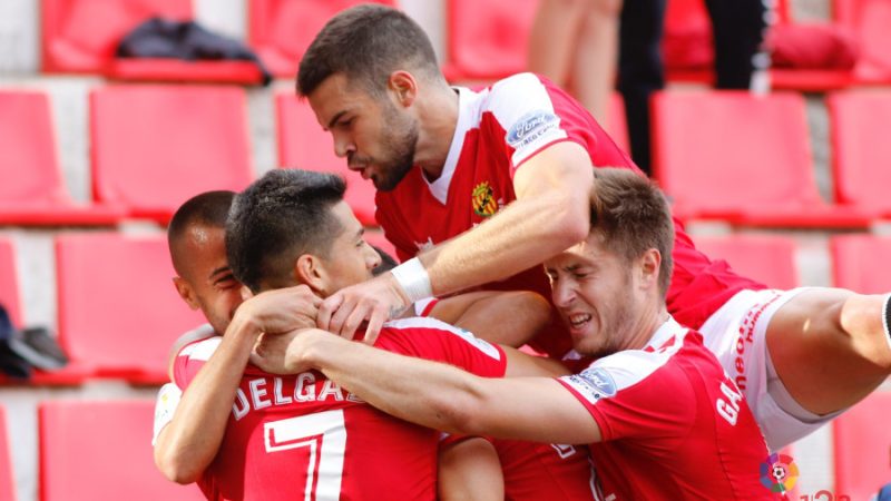Els granes buscaran una nova victòria lluny de Tarragona. | FOTO: LaLiga